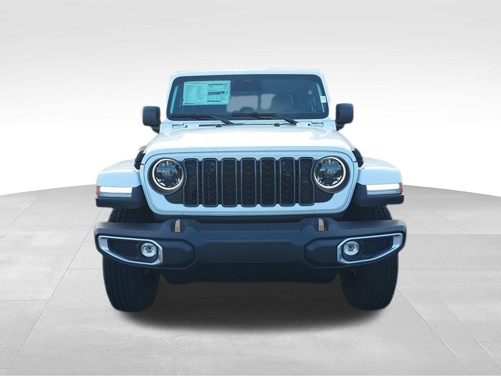 New 2026 White Jeep 85th Anniversary Edition image 3