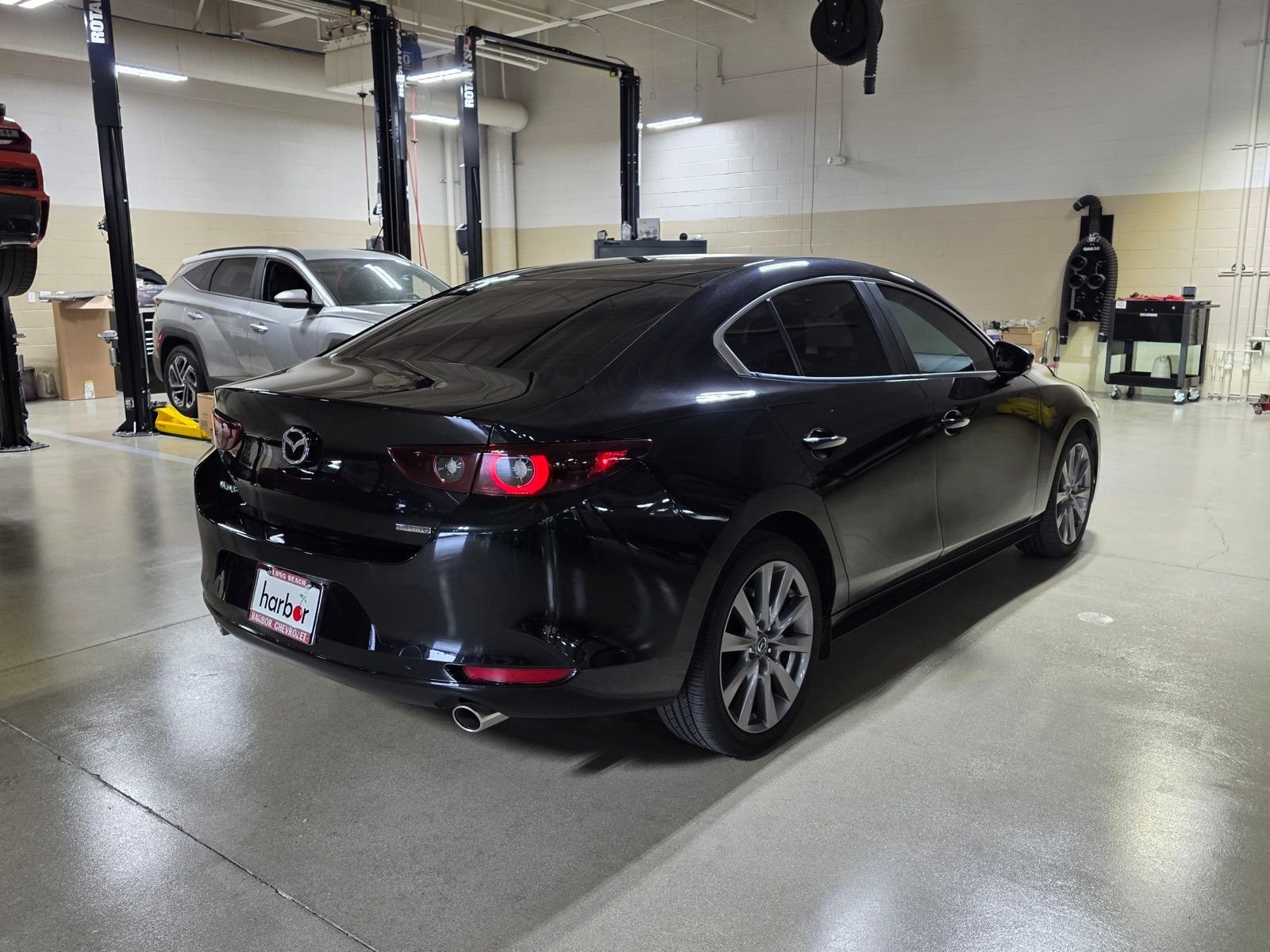 Used 2025 Jet Black Mica Mazda 2.5 S Preferred Package image 7