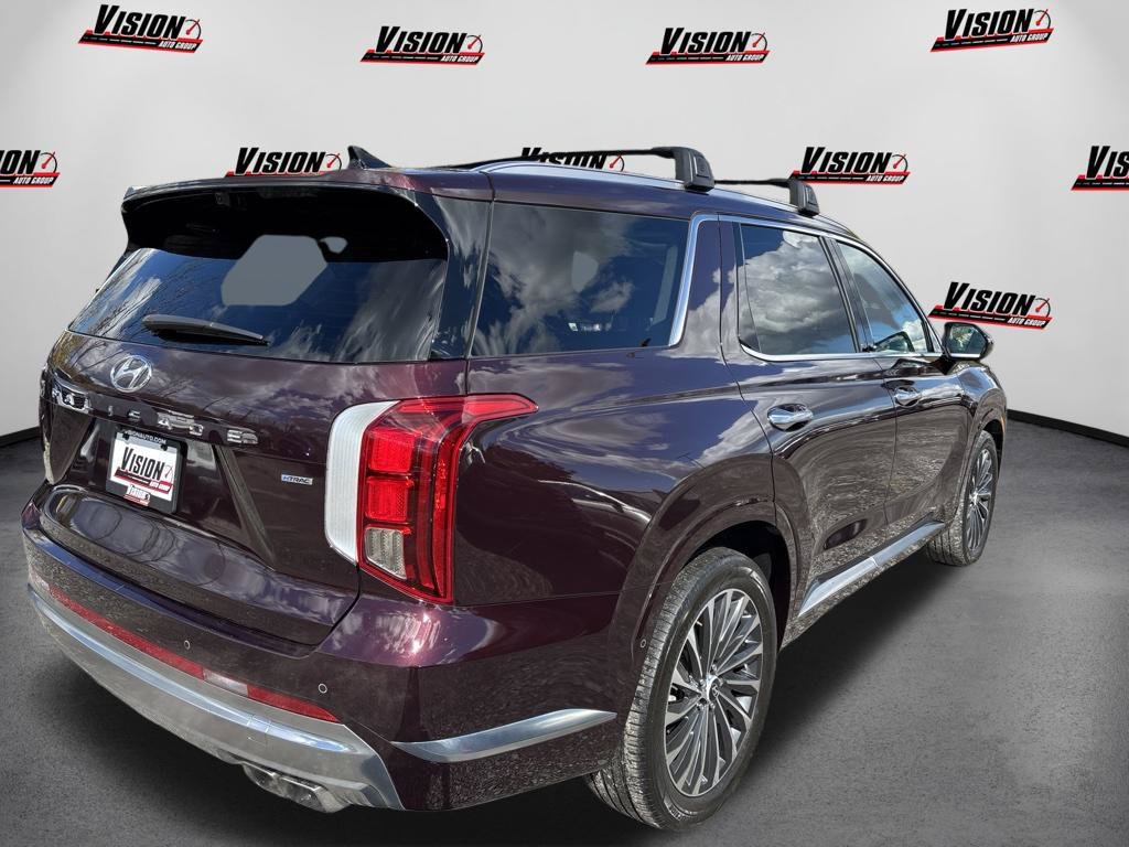 Used 2024 Red Hyundai Calligraphy image 5