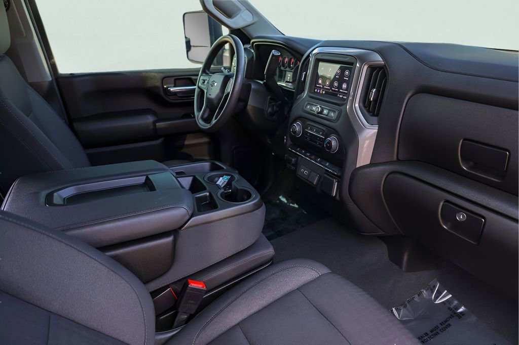 Used 2025 Lakeshore Blue Metallic Chevrolet Custom image 30
