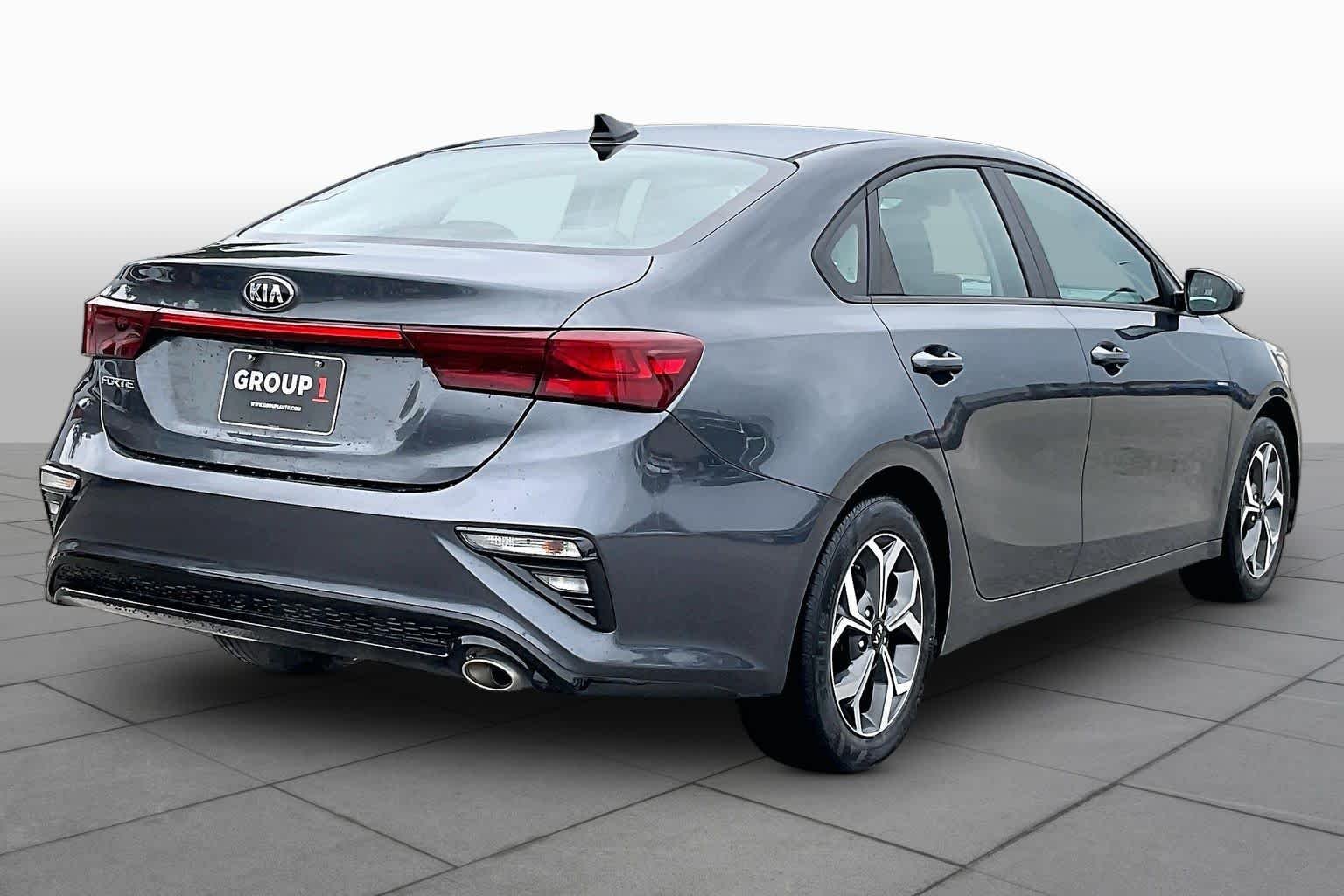 Used 2021 Gray Kia LXS image 25