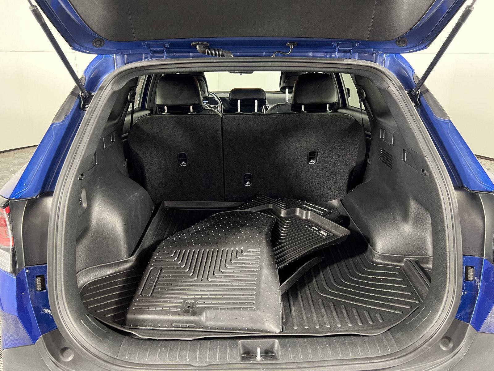 Used 2023 Sapphire Blue Kia X-Line image 9