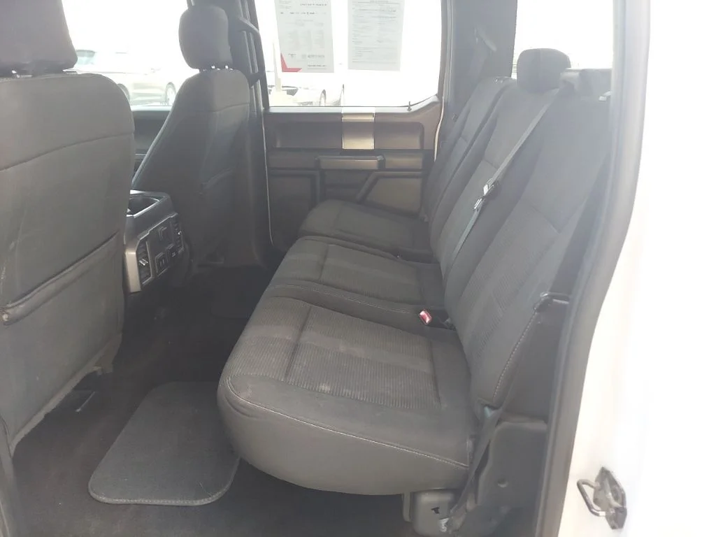 Used 2017 Oxford White Ford XLT image 34