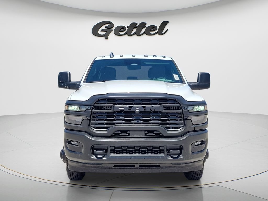 New 2026 Bright White Clear-Coat Exterior Paint RAM Tradesman image 2