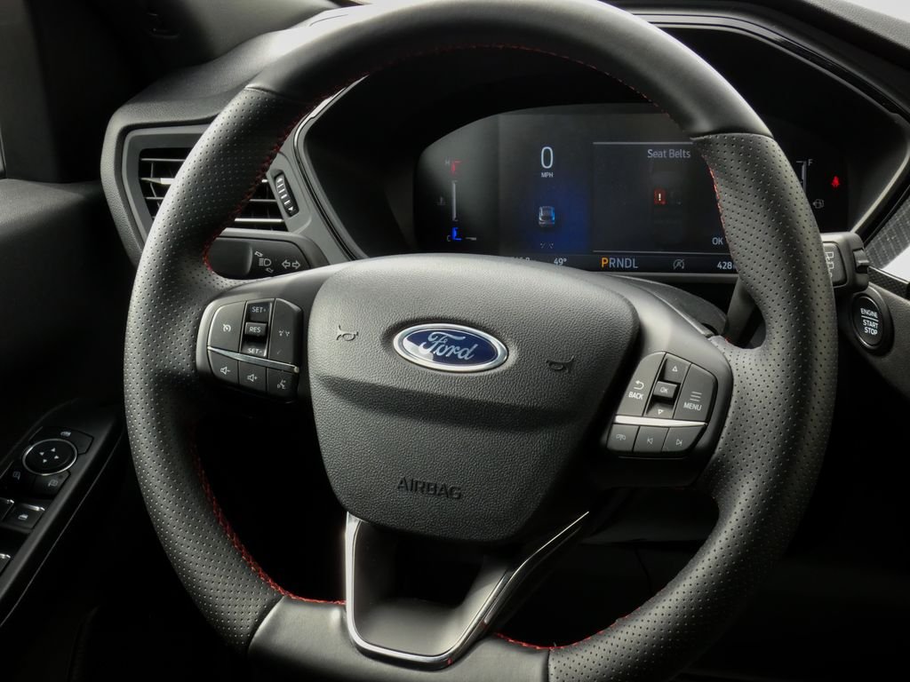 Used 2025 Gray Ford ST-Line image 11