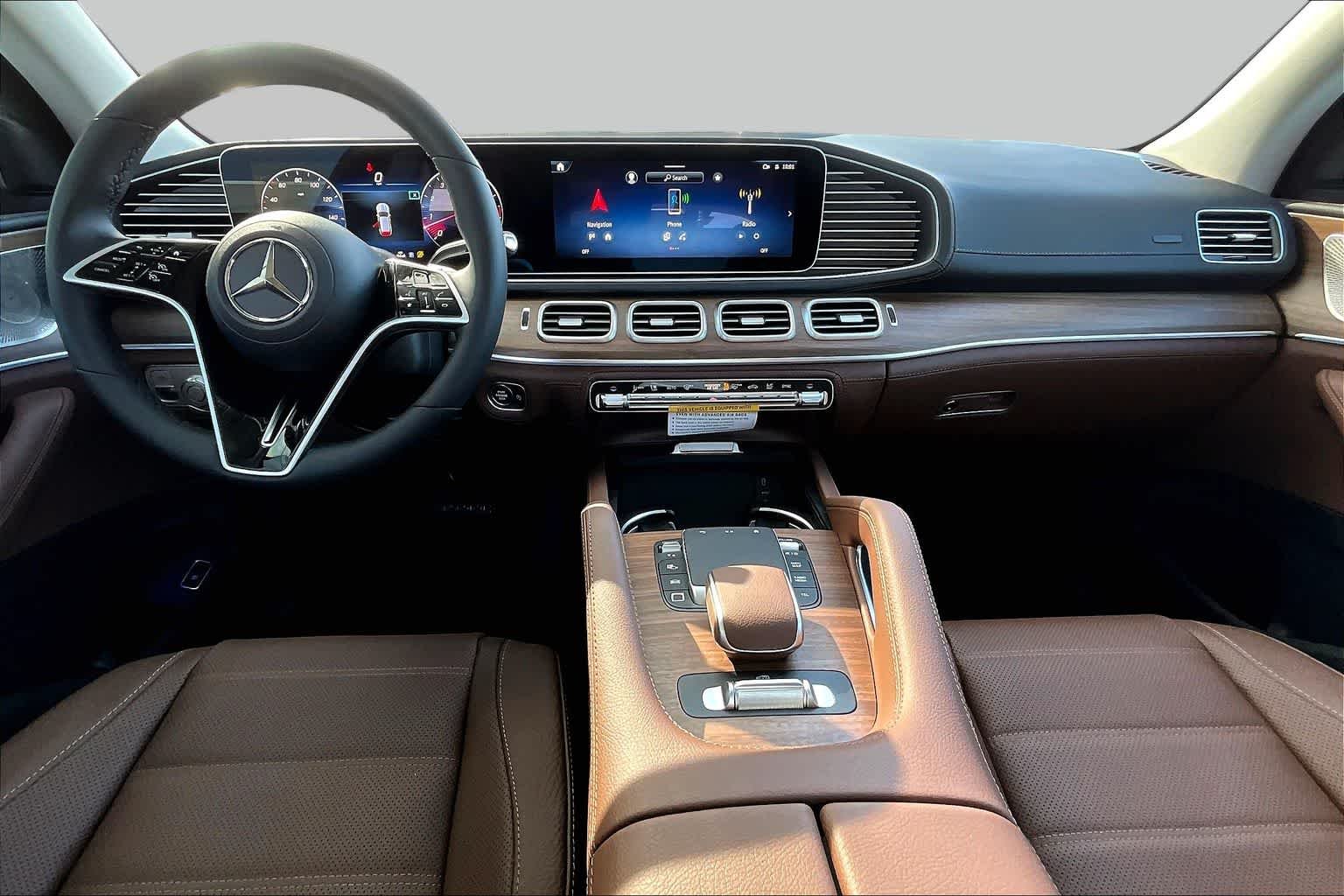 New 2026 Polar White Mercedes-Benz GLE 580 image 8
