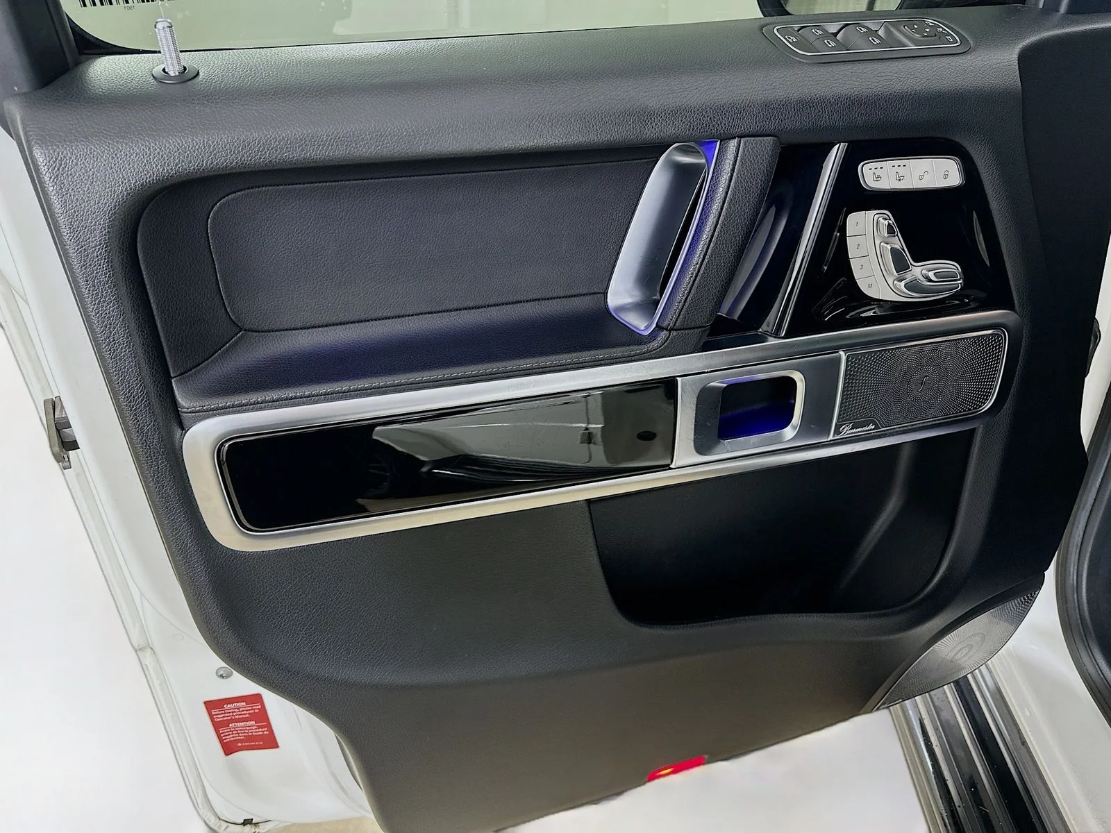 Used 2019 White Mercedes-Benz  image 16