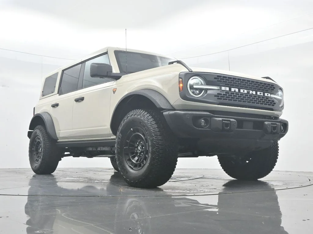 New 2026 Desert Sand Ford Badlands® image 52