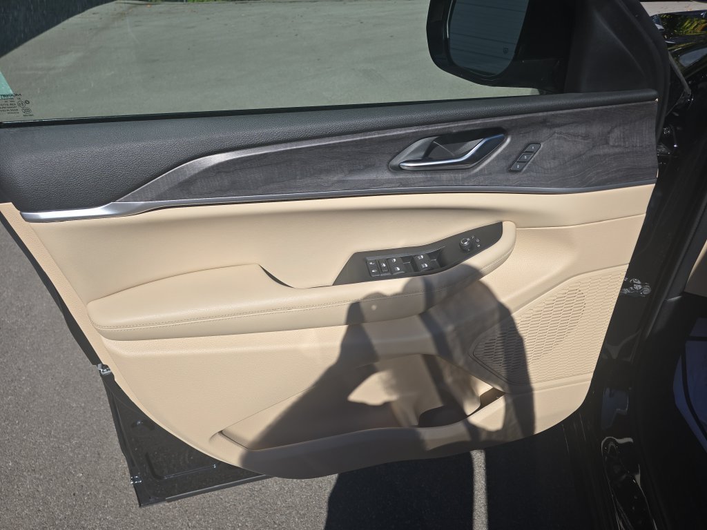 Used 2024 Black Jeep Limited image 14