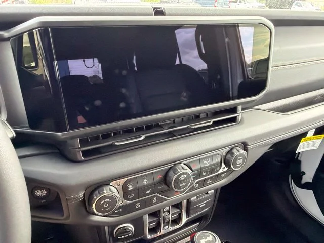 New 2027 White/off-white Jeep Sahara image 16