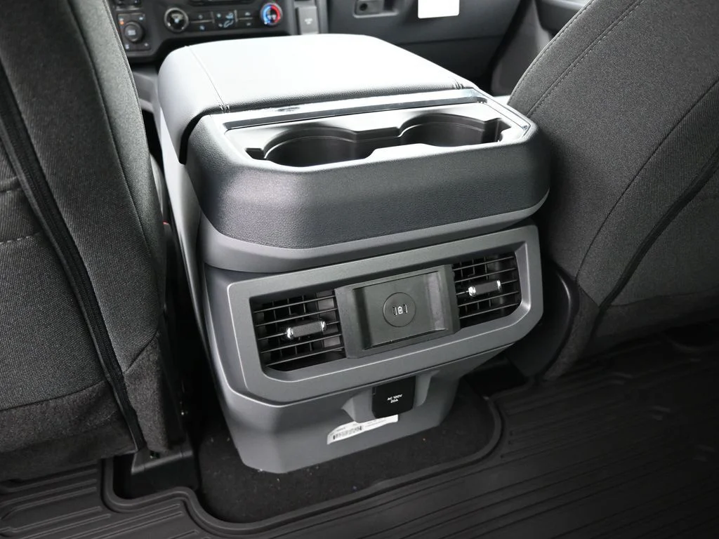 New 2026 Carbonized Gray Metallic Ford XLT image 19