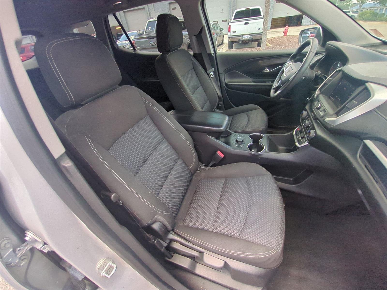 Used 2022 Quicksilver Metallic GMC SLE image 37