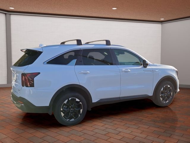 New 2026 White Kia S image 3