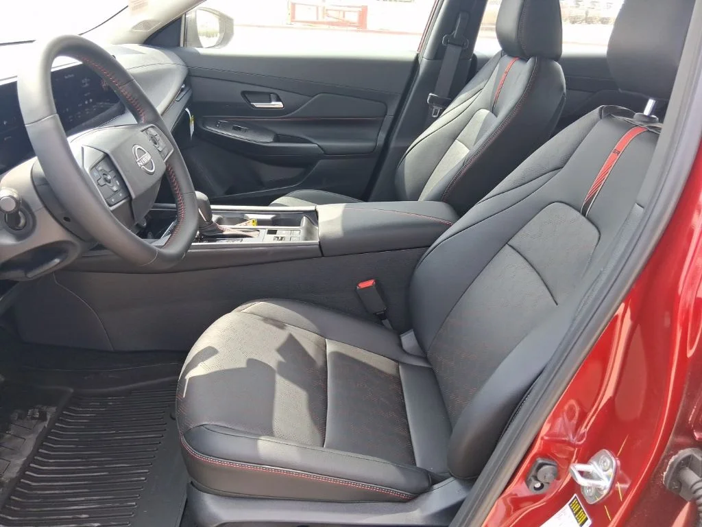New 2026 Scarlet Ember Tintcoat Nissan SR image 29