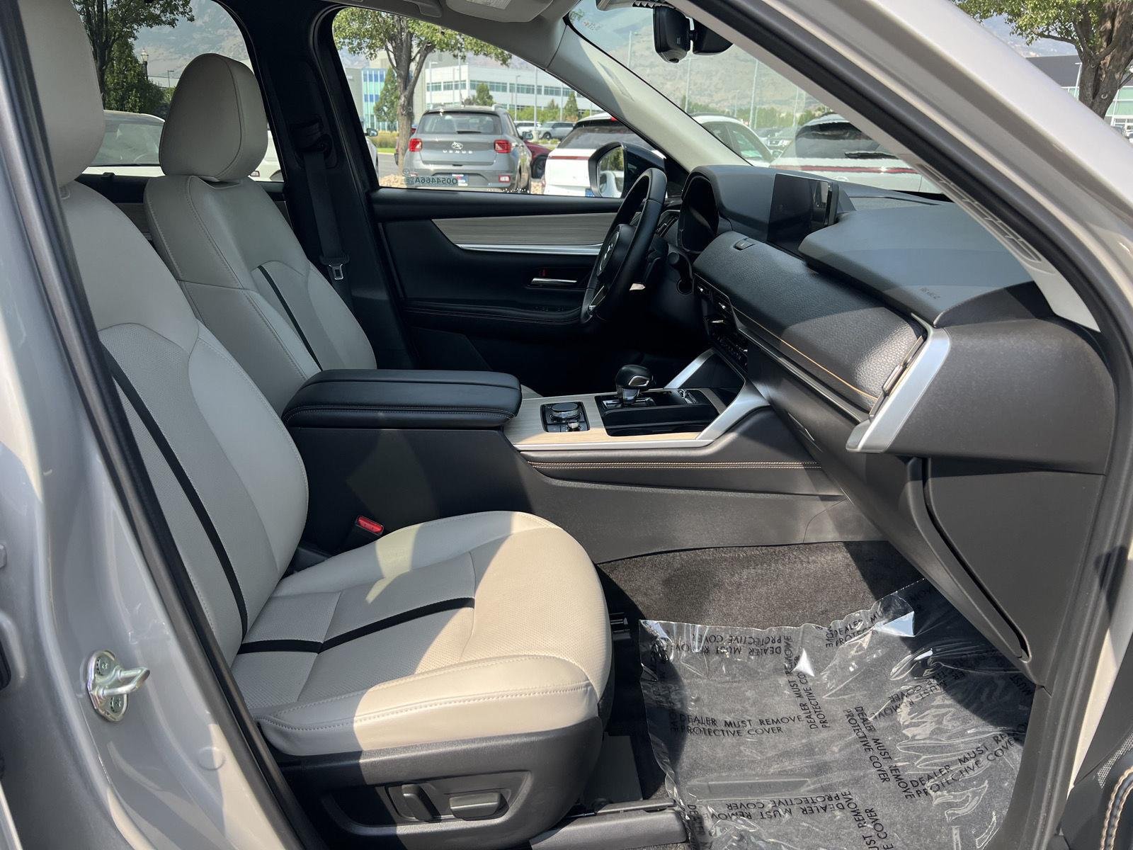2025 Mazda CX-90 Premium Sport - Photo 17