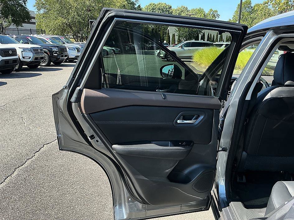 Certified Used 2023 Gun Metallic Nissan SV image 23