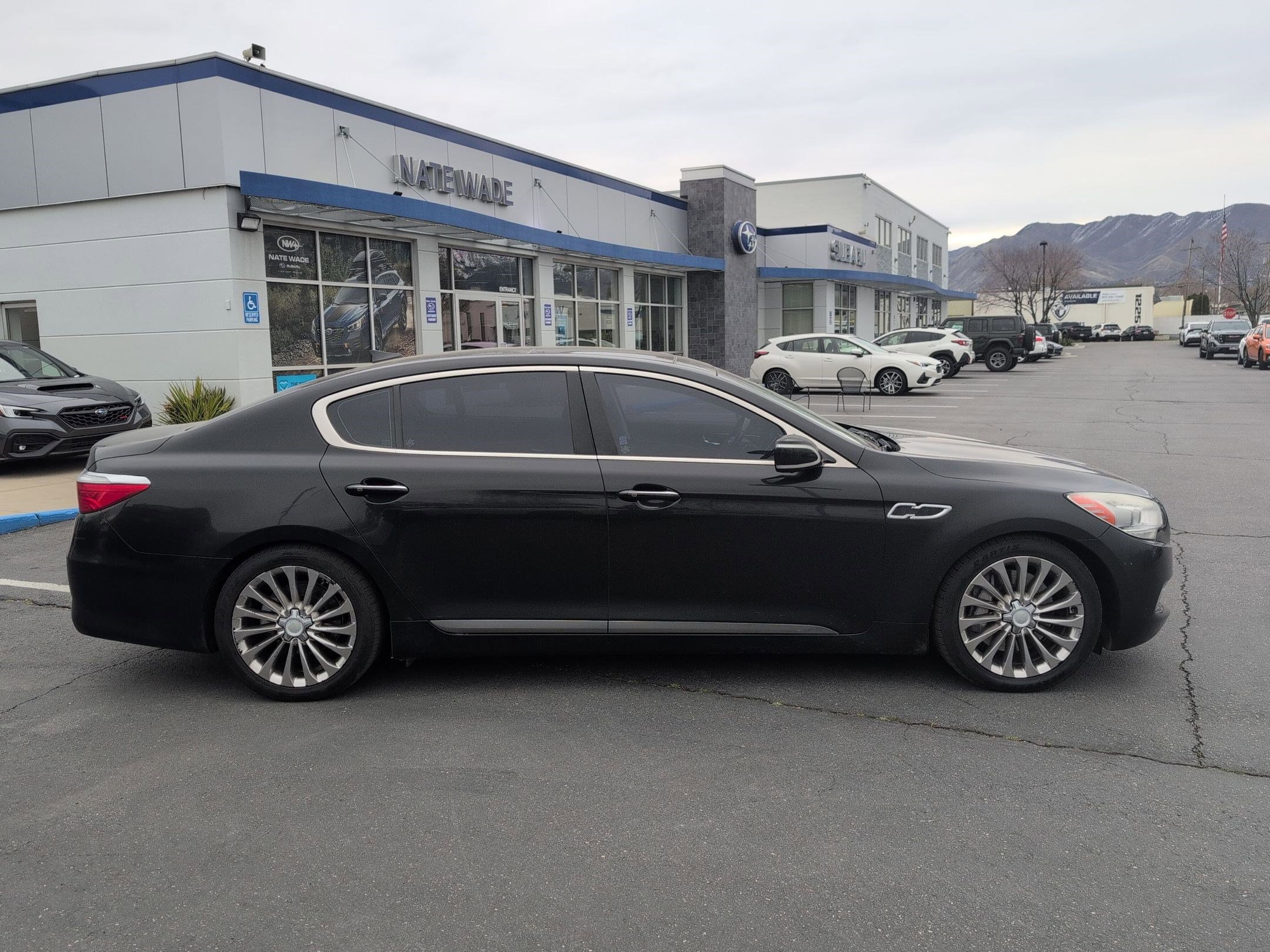 Used 2016 Kia K900 Luxury with VIN KNALW4D49G6032076 for sale in Salt Lake City, UT