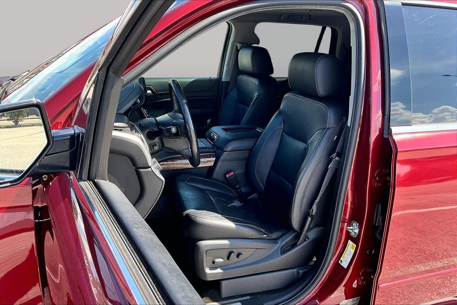 Used 2017 Siren Red Tintcoat Chevrolet Premier image 8
