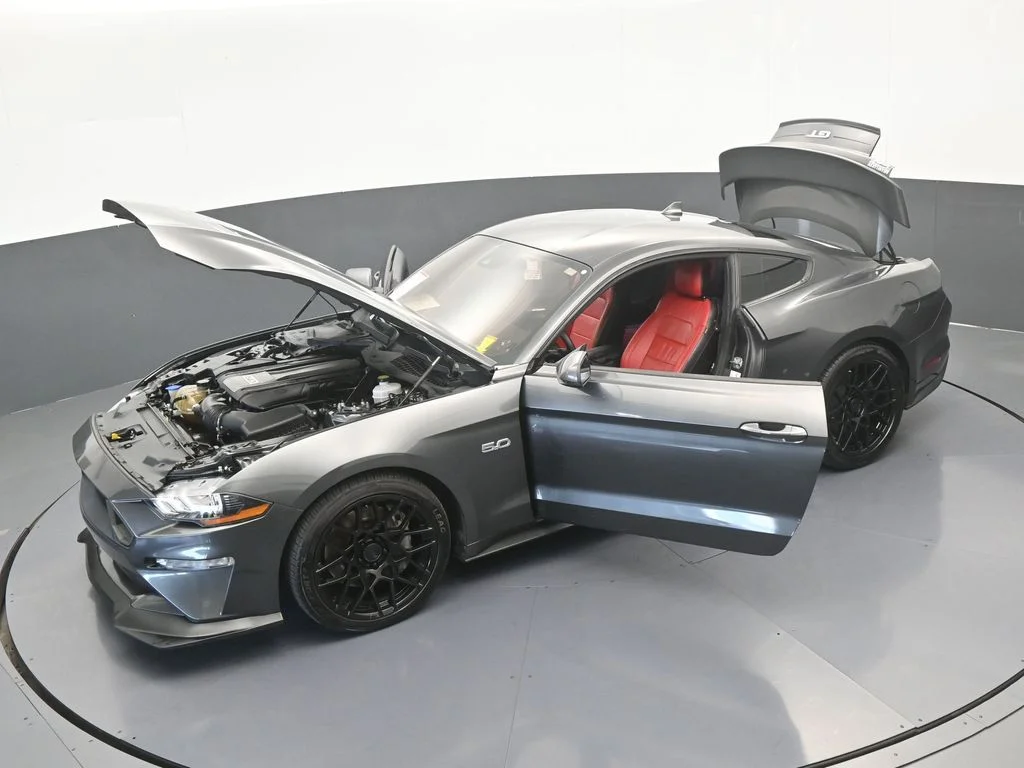 Used 2020 Magnetic Ford GT Premium image 52