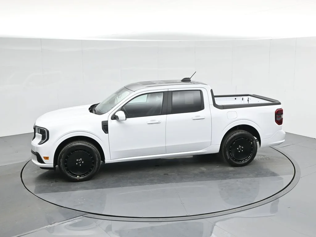New 2025 White Ford Lobo Standard image 42