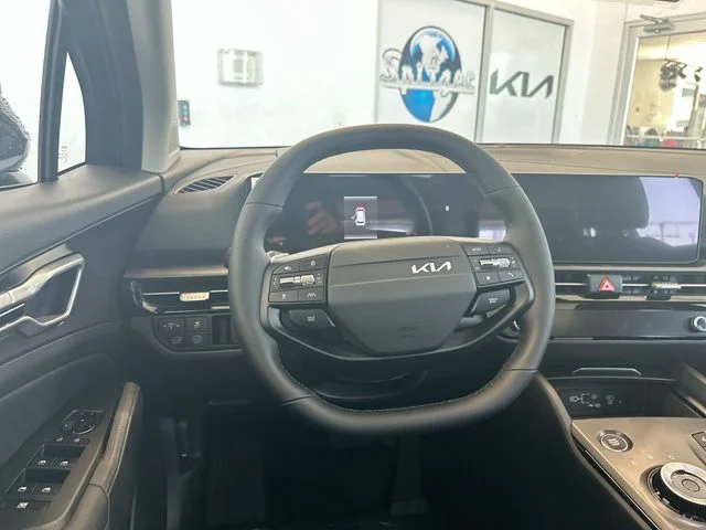New 2027 Fusion Black Kia EX image 13