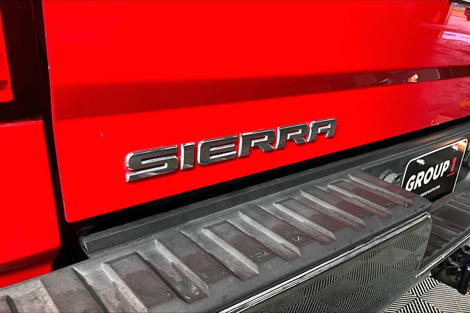 Used 2018 Cardinal Red GMC SLE image 29