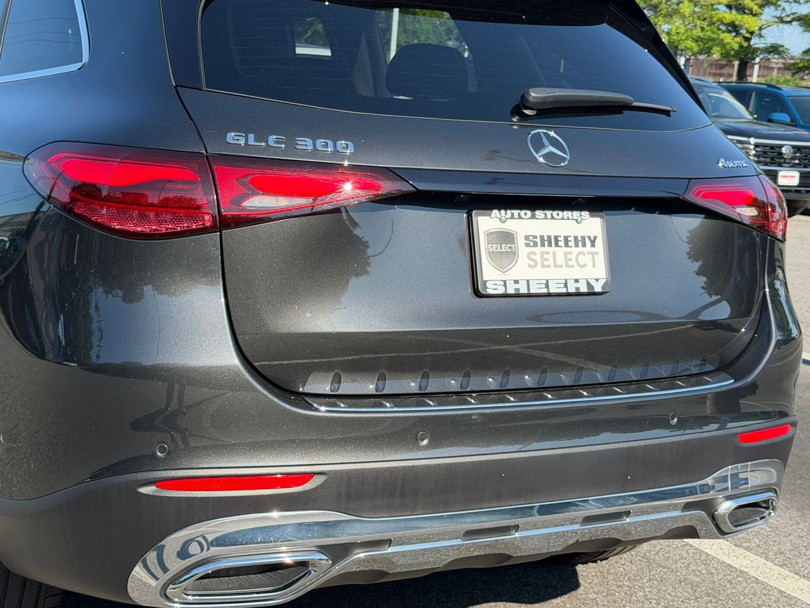 Used 2024  Mercedes-Benz GLC 300 image 37