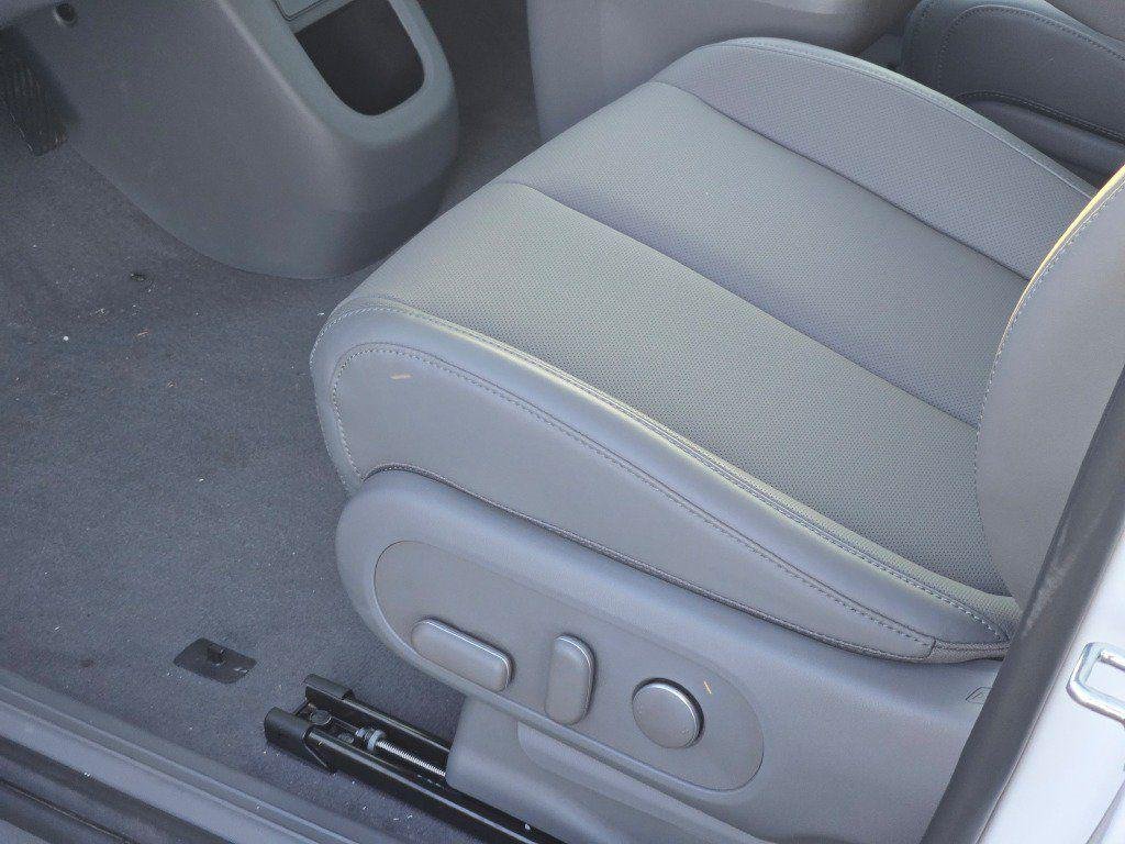 2025 Hyundai IONIQ 5 SEL - Photo 25