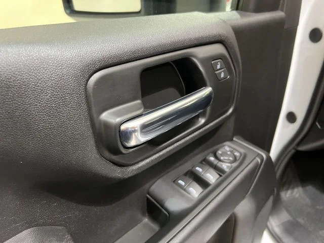 Used 2025 Summit White Chevrolet Custom image 21