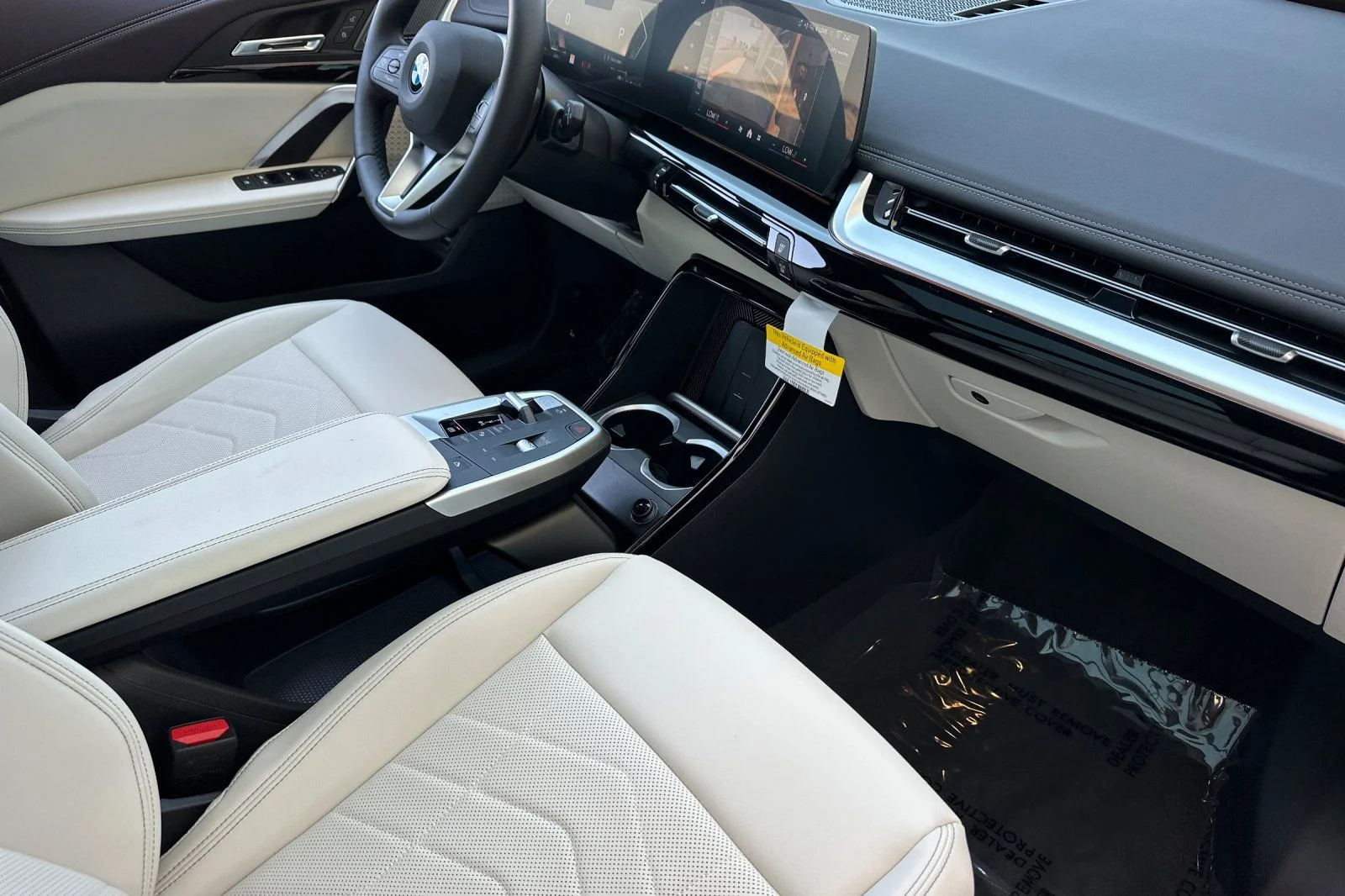 New 2026 Vegas Red Metallic BMW xDrive28i image 13
