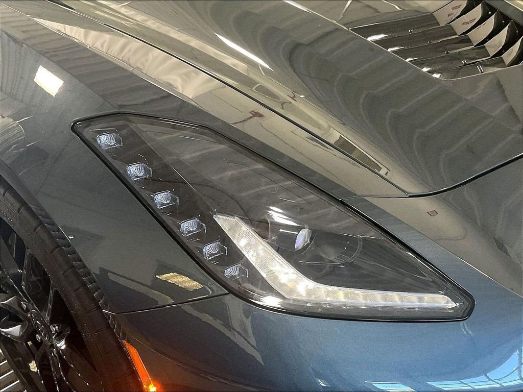 Used 2019 Gray Chevrolet Stingray image 30