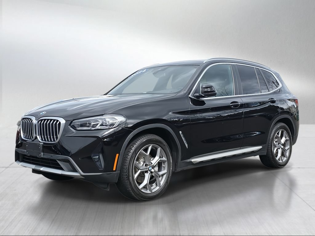 Used 2024 Black Sapphire Metallic BMW xDrive30i image 7