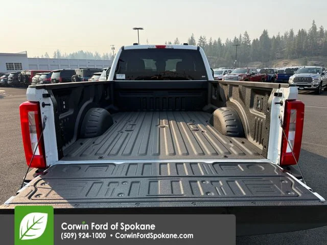 New 2026 Oxford White Ford XLT image 15