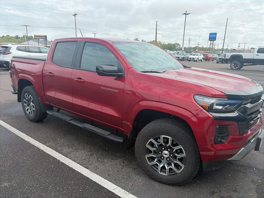 2024 Chevrolet Colorado 4WD Z71 Crew Cab Short Box's photo