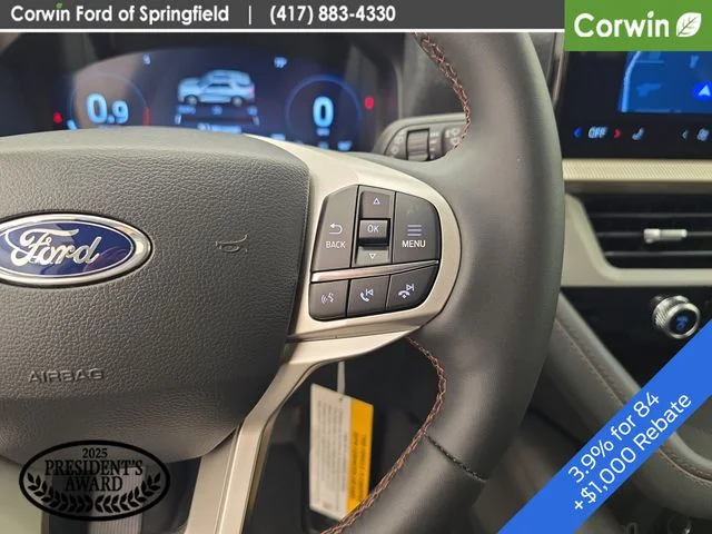 New 2026 Star White Metallic Tri-Coat Ford Active image 35