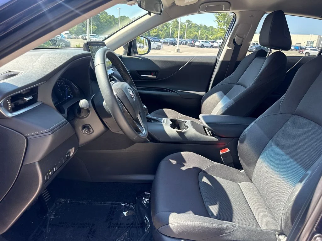 Used 2024 Blueprint Toyota LE image 12