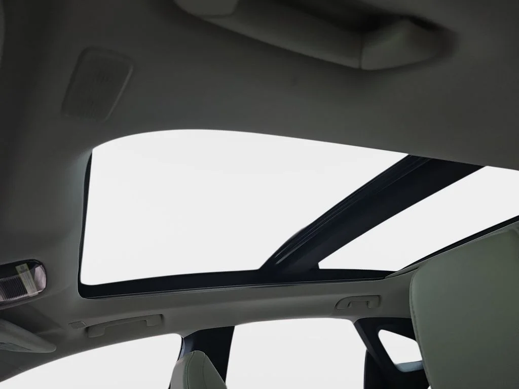 New 2026 Eminent White Pearl Lexus LUXURY image 28