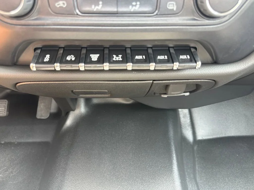 Used 2023 Summit White Chevrolet Work Truck image 17