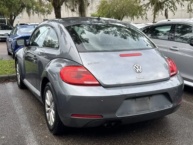 Used 2016 Silver Volkswagen 1.8T Classic image 11