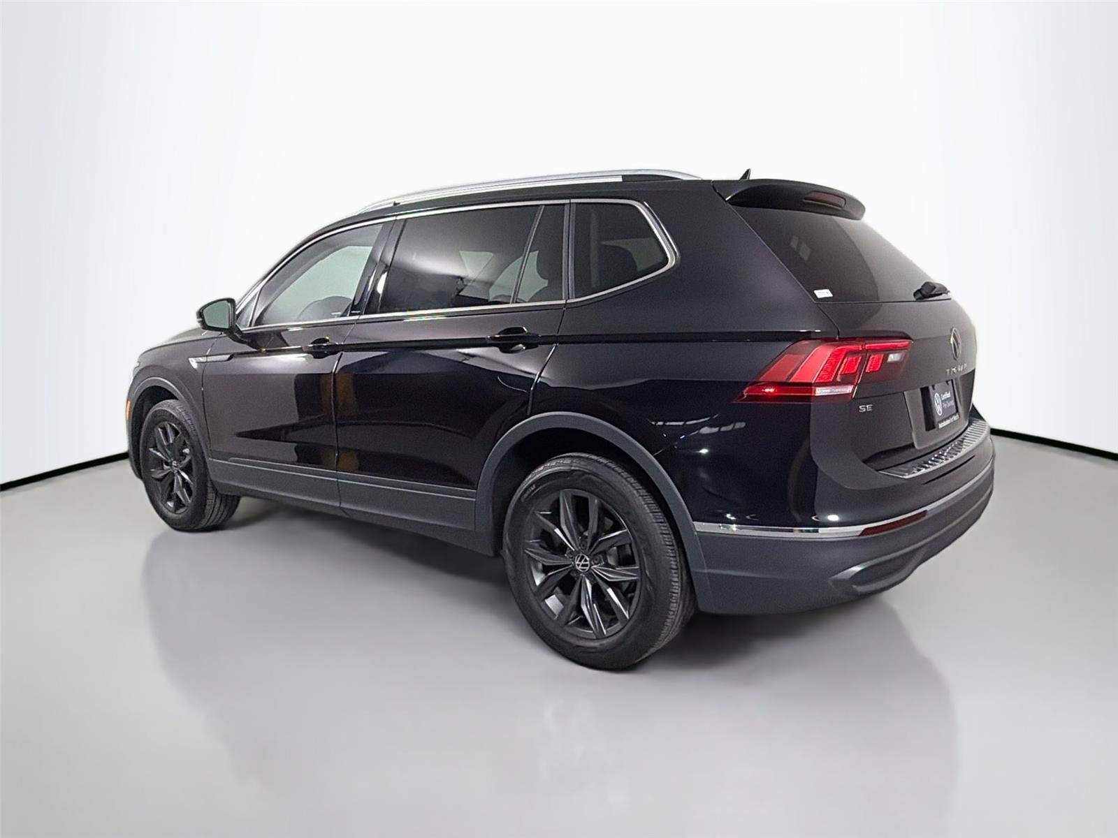 Certified Used 2023 Deep Black Pearl Volkswagen SE image 8