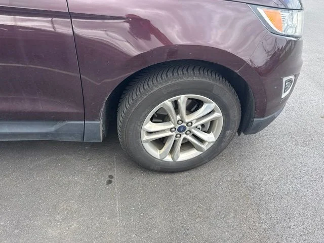 Used 2018 Red Ford SEL image 3