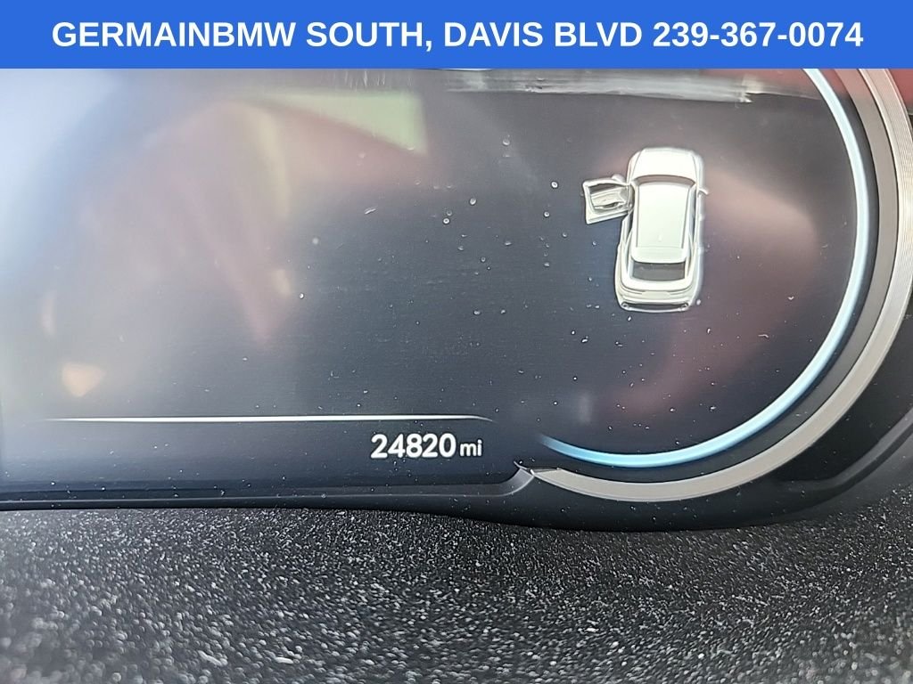 Used 2022 White Genesis 3.5T Sport image 12