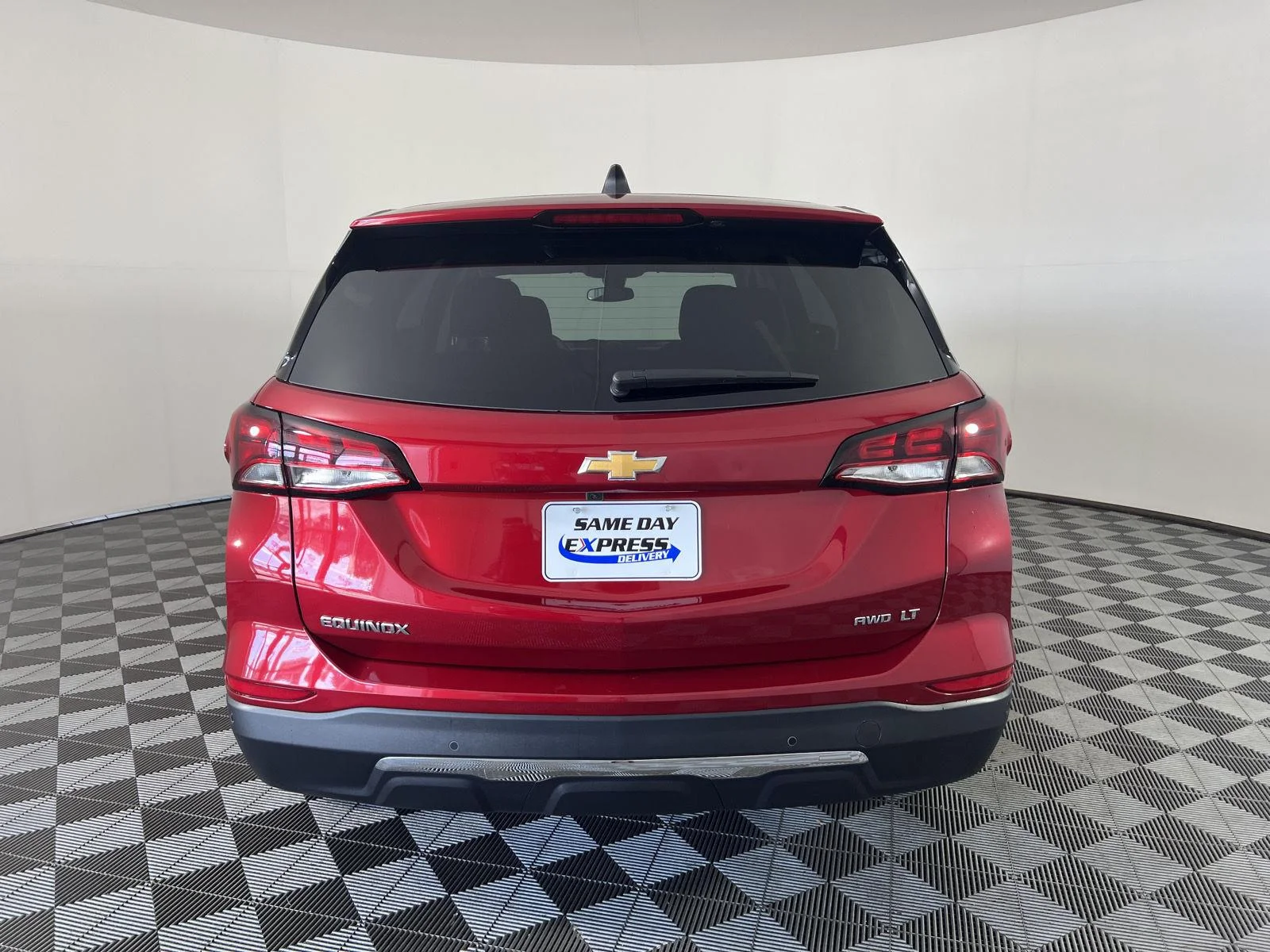 Used 2024 Radiant Red Tintcoat Chevrolet LT image 25