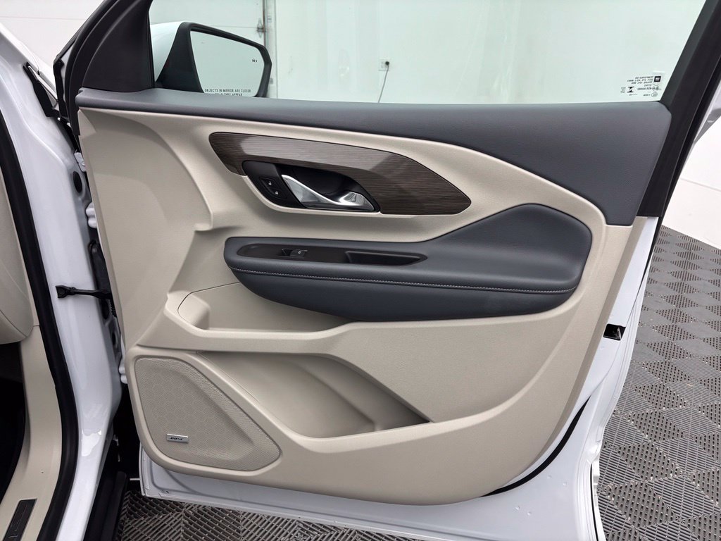 Certified Used 2023 White Frost Tri-Coat GMC Denali image 31