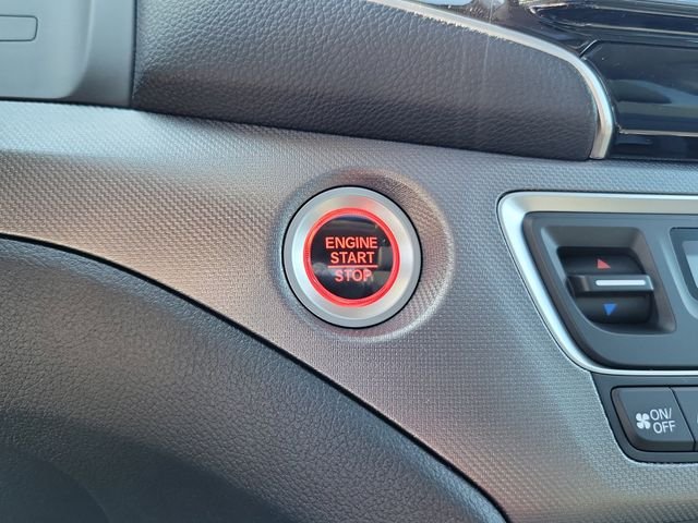 New 2026 Sonic Gray Pearl Honda RTL image 30