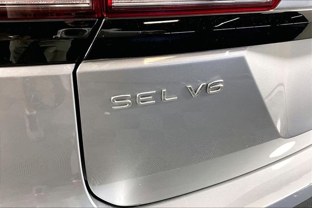 Used 2023 Silver Volkswagen 3.6L V6 SEL R-Line image 22