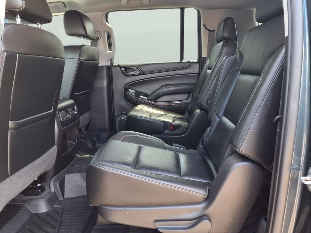 Used 2019 SHADOW GRAY METALLIC Chevrolet LT image 13