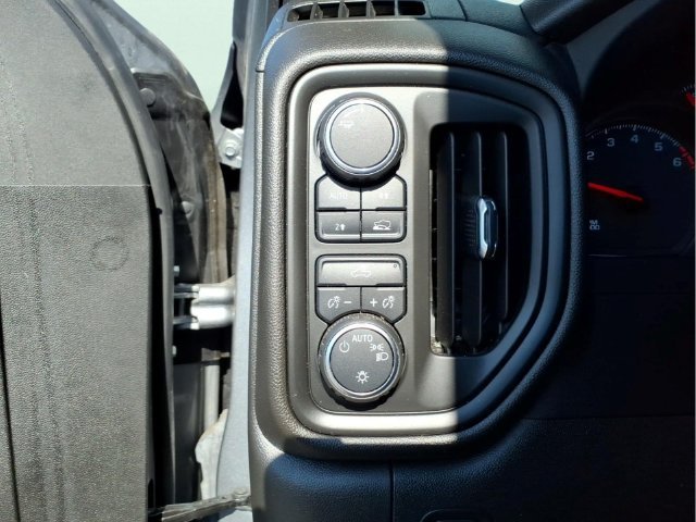 Used 2023 Gray Chevrolet Custom image 21
