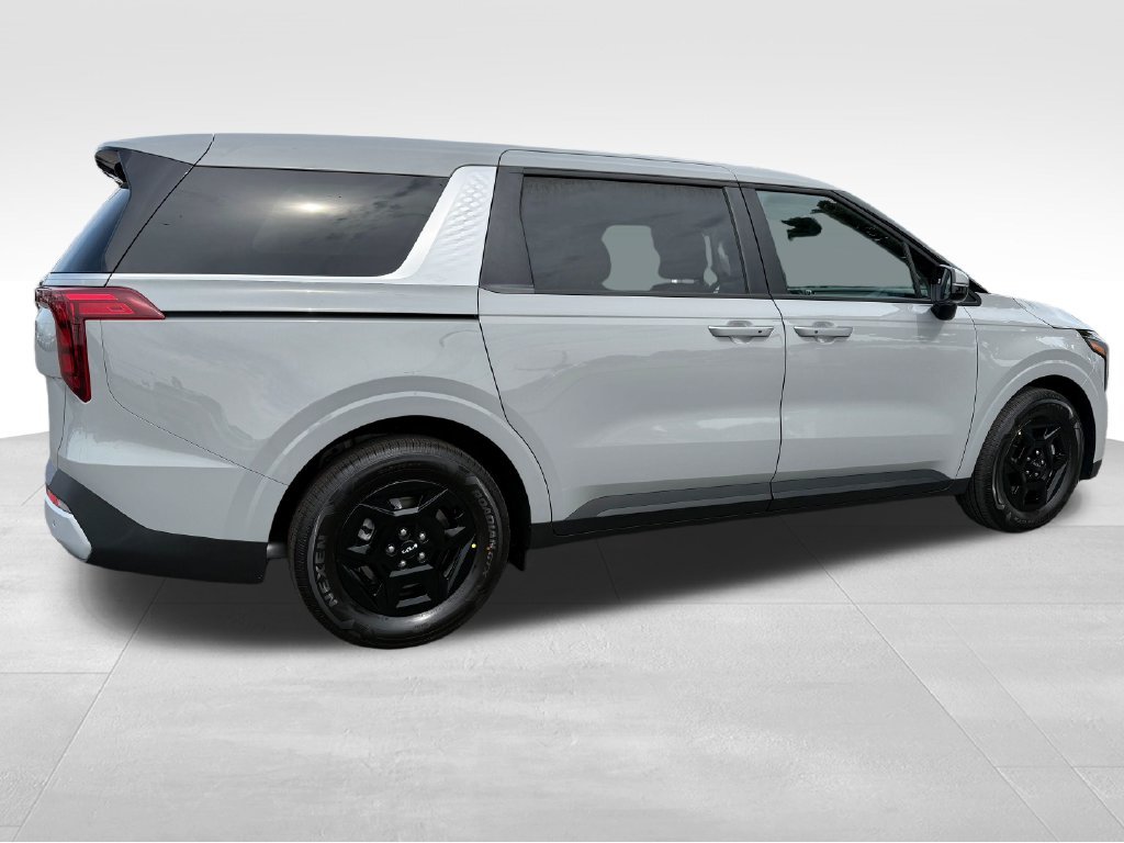 New 2027 Ceramic Silver Kia LX image 7
