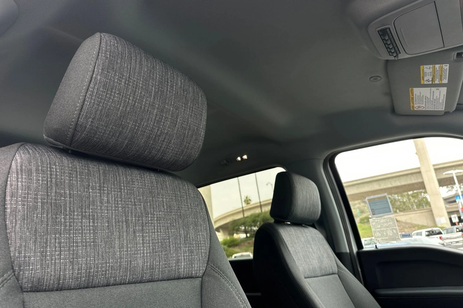 New 2026 Oxford White Ford F-250® XLT image 15
